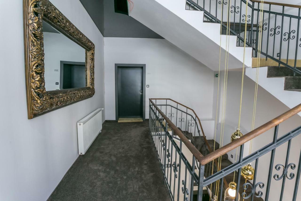 Apart Hotel Golden Apartments Košice Extérieur photo