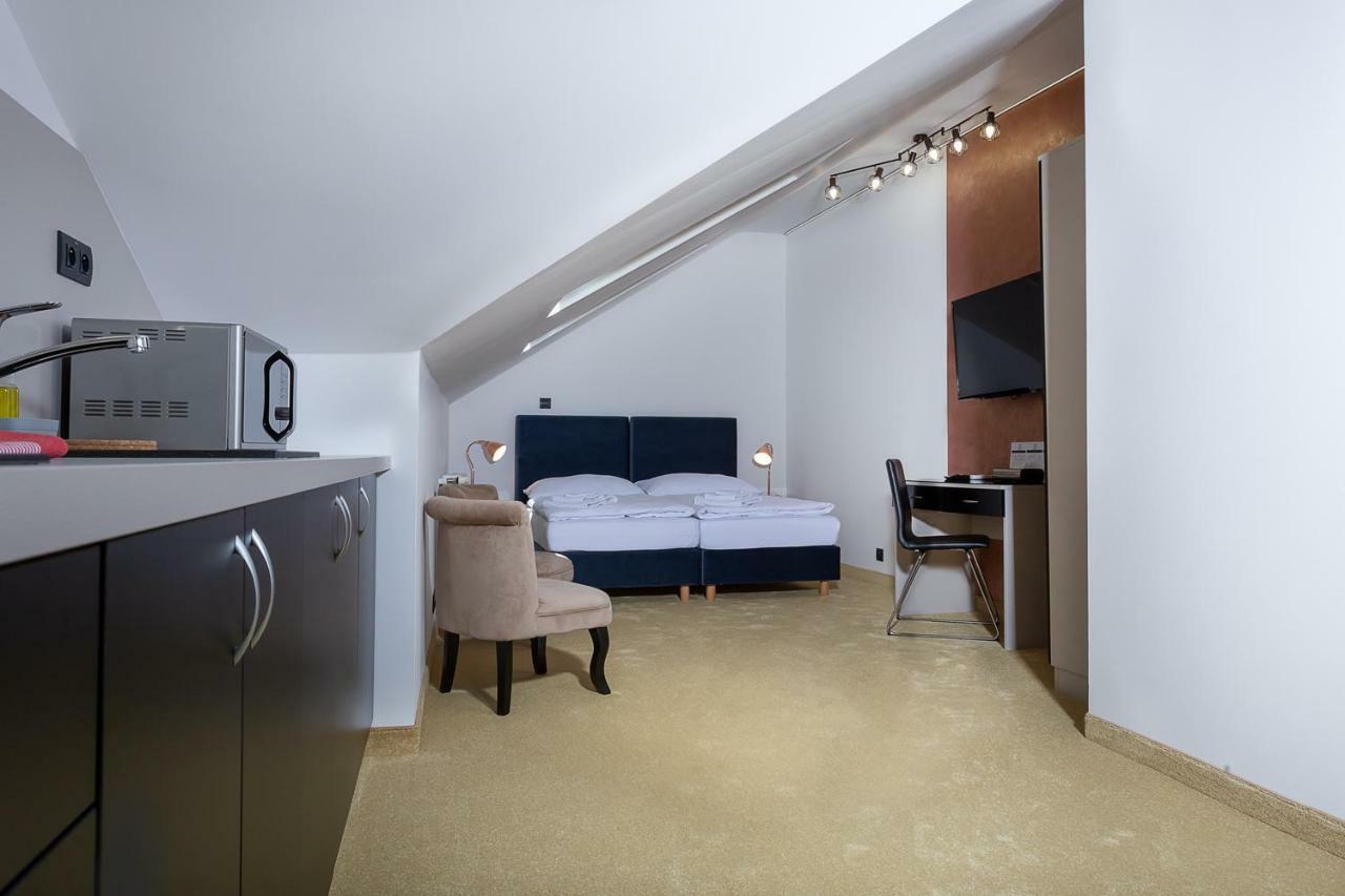 Apart Hotel Golden Apartments Košice Extérieur photo