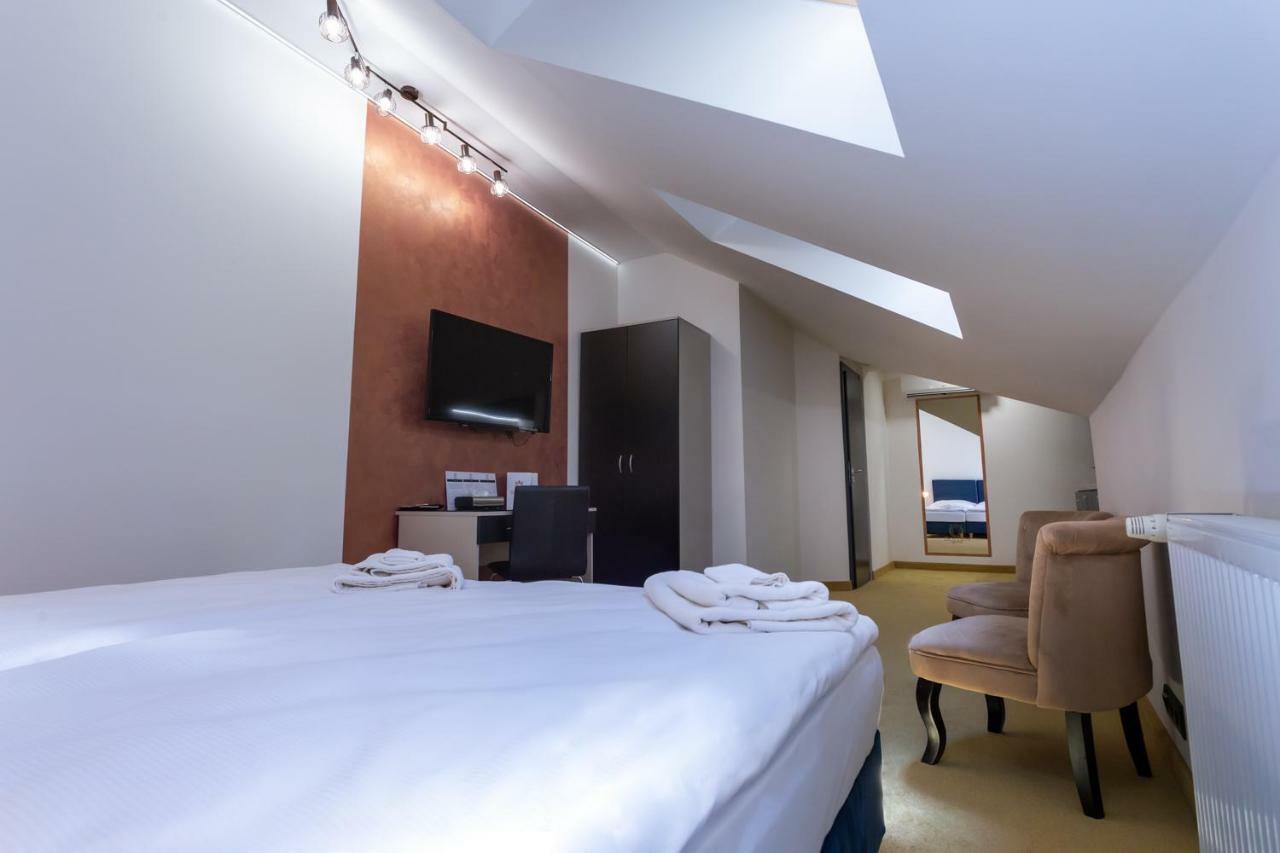 Apart Hotel Golden Apartments Košice Extérieur photo