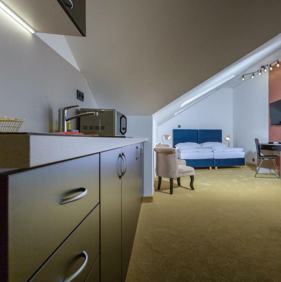 Apart Hotel Golden Apartments Košice Extérieur photo